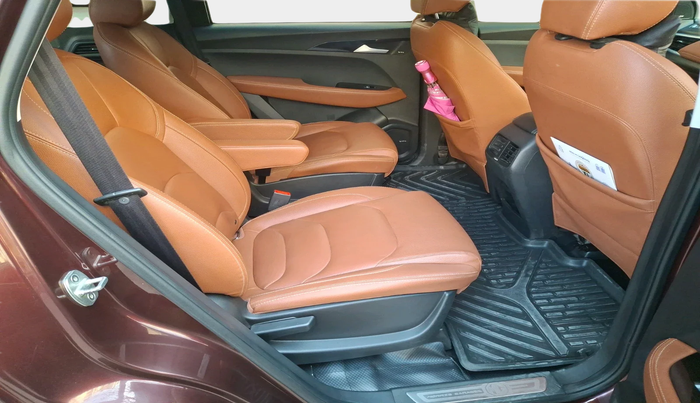 2021 MG HECTOR PLUS SHARP 2.0 DIESEL TURBO MT 6-STR, Diesel, Manual, 45,682 km, interior