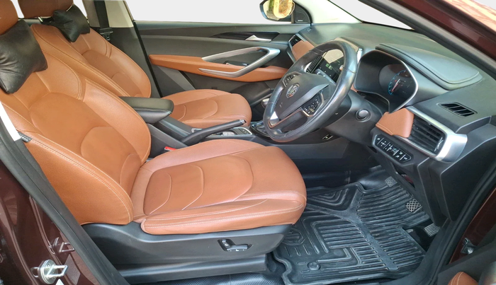 2021 MG HECTOR PLUS SHARP 2.0 DIESEL TURBO MT 6-STR, Diesel, Manual, 45,682 km, interior