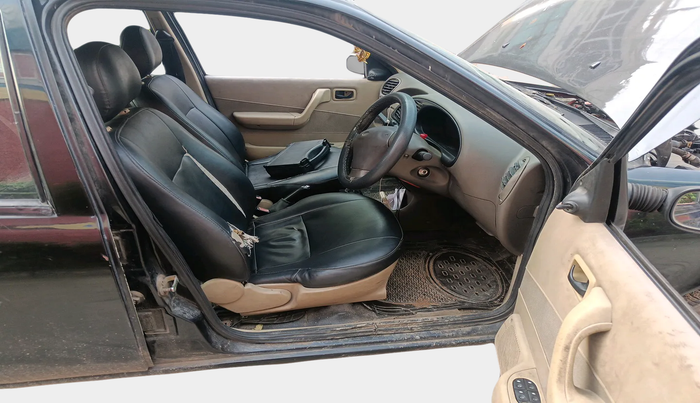 2010 Ford Ikon 1.4 DIESEL, Diesel, Manual, 2,07,035 km, interior