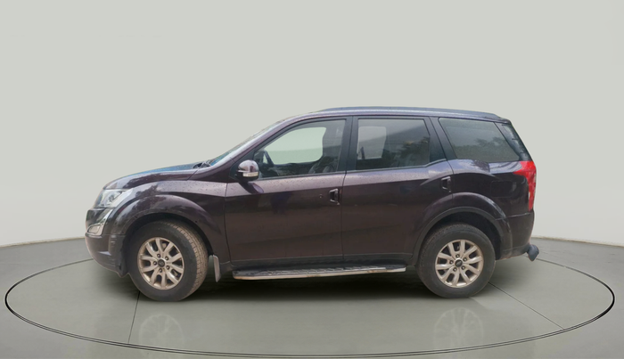 2016 Mahindra XUV500 W8, Diesel, Manual, 1,93,721 km, exterior