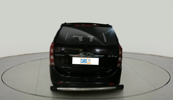 2016 Mahindra XUV500 W8, Diesel, Manual, 1,93,721 km, exterior