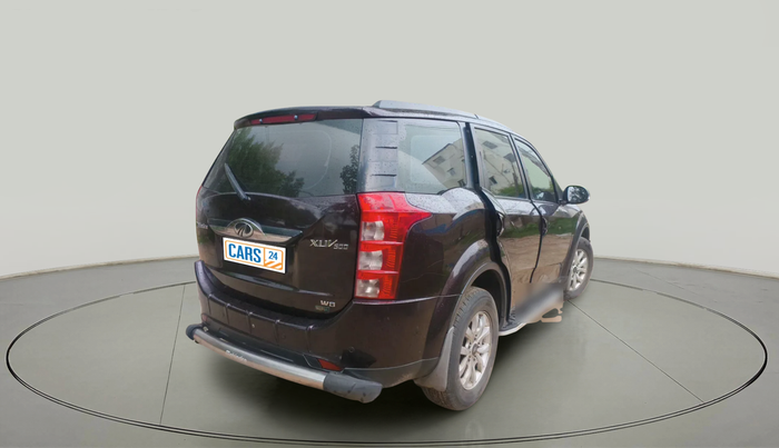 2016 Mahindra XUV500 W8, Diesel, Manual, 1,93,721 km, exterior