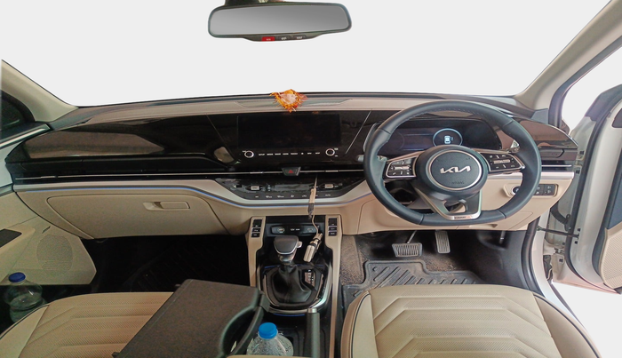 2024 KIA CARENS LUXURY PLUS 1.5 PETROL DCT 7 STR, Petrol, Automatic, 13,867 km, interior