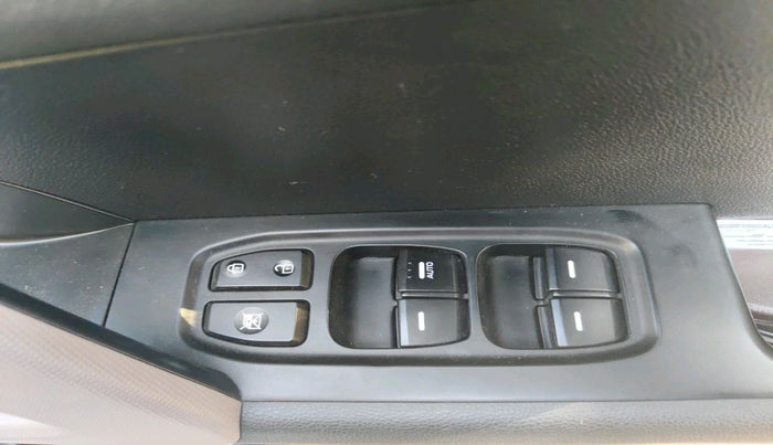 2018 Hyundai Creta SX 1.6 PETROL, Petrol, Manual, 39,762 km, interior