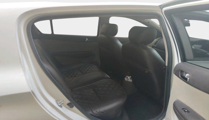 2012 Hyundai i20 SPORTZ 1.2, Petrol, Manual, 1,12,500 km, interior