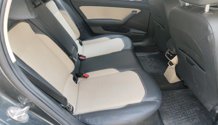 2022 Skoda SLAVIA AMBITION 1.0L TSI AT, Petrol, Automatic, 95,745 km, interior