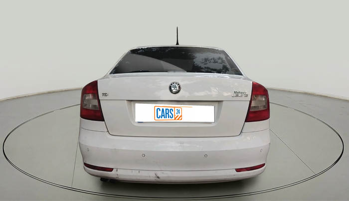 2012 Skoda Laura AMBIENTE 1.9 TDI AT, Diesel, Automatic, 1,47,215 km, exterior