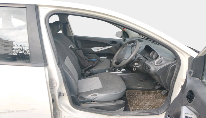 2013 Ford Figo ZXI 1.4 DIESEL, Diesel, Manual, 1,01,138 km, interior