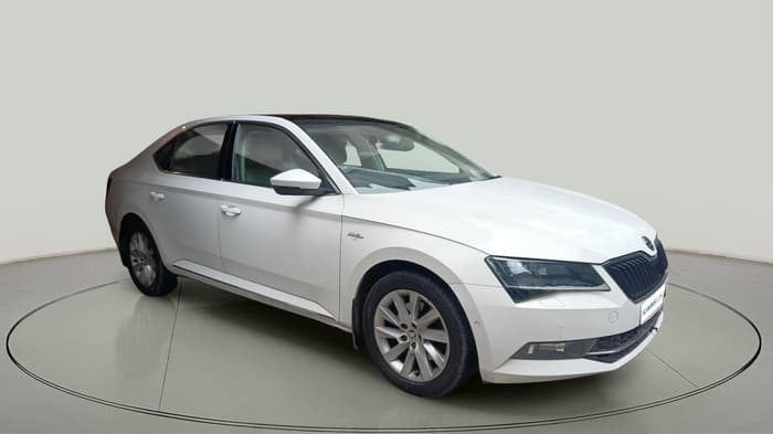 2018 Skoda Superb L&K 1.8 TSI AT, Petrol, Automatic, 66,497 km, exterior