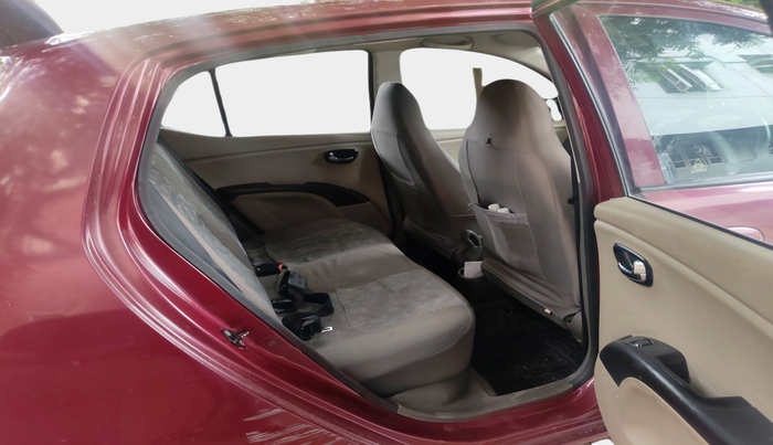 2014 Hyundai i10 SPORTZ 1.1, Petrol, Manual, 46,339 km, interior
