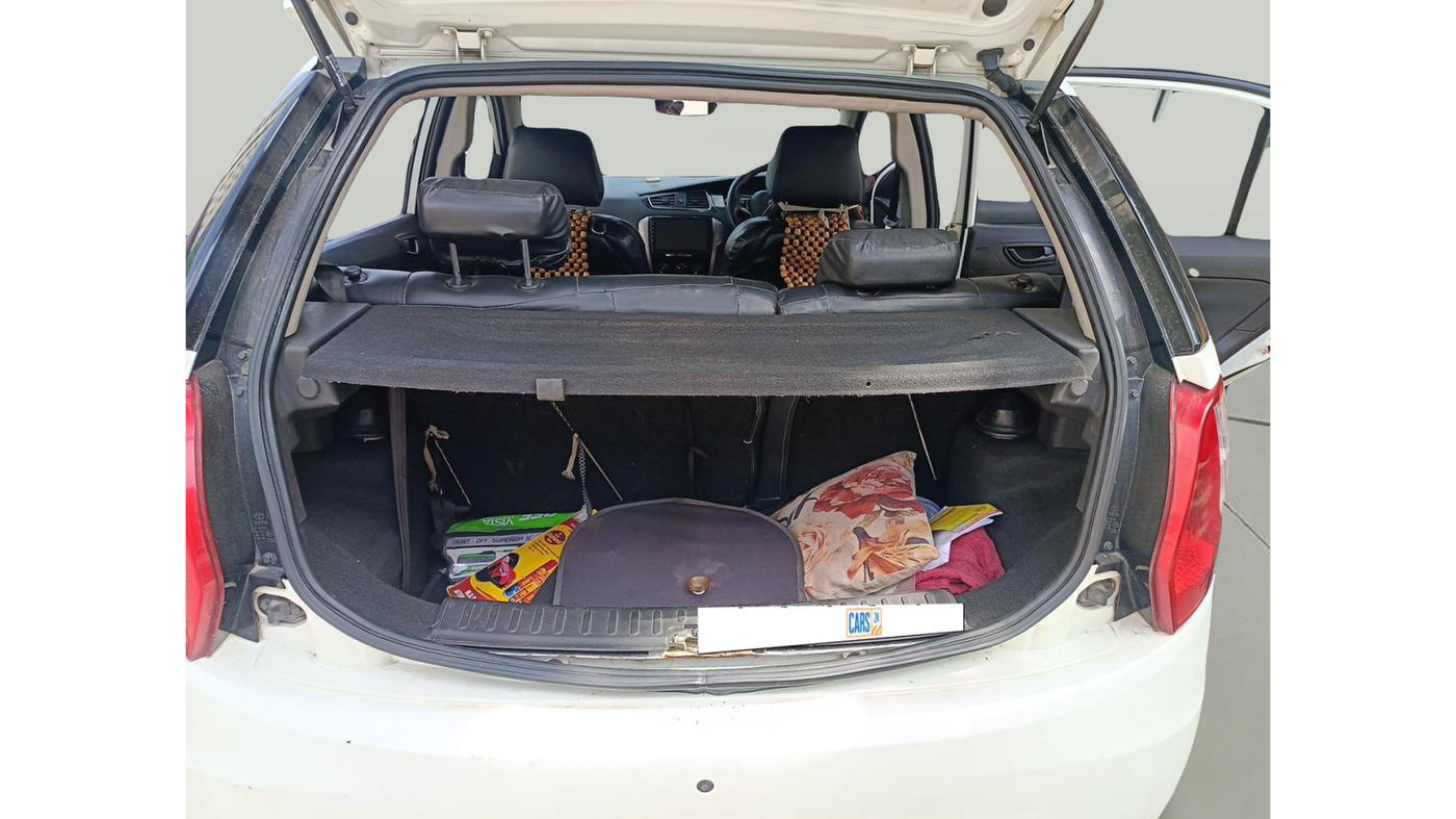 2015 Tata Bolt XM REVOTRON, Petrol, Manual, 77,026 km, exterior