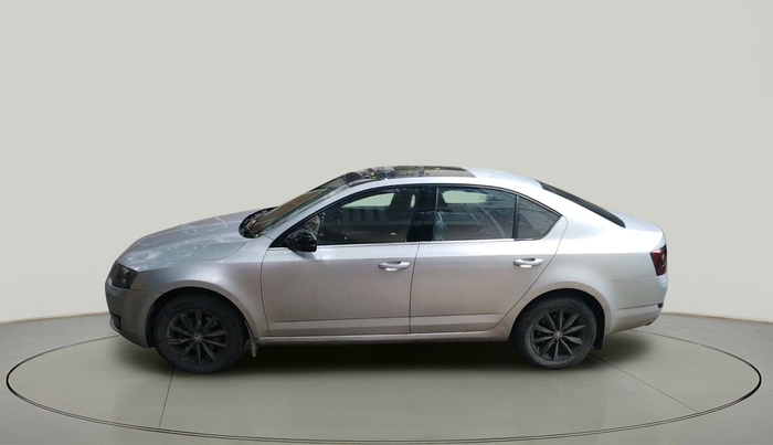 2014 Skoda Octavia ELEGANCE 2.0 TDI AT, Diesel, Automatic, 1,45,794 km, exterior