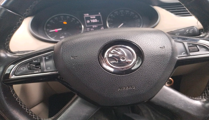 2014 Skoda Octavia ELEGANCE 2.0 TDI AT, Diesel, Automatic, 1,45,794 km, interior