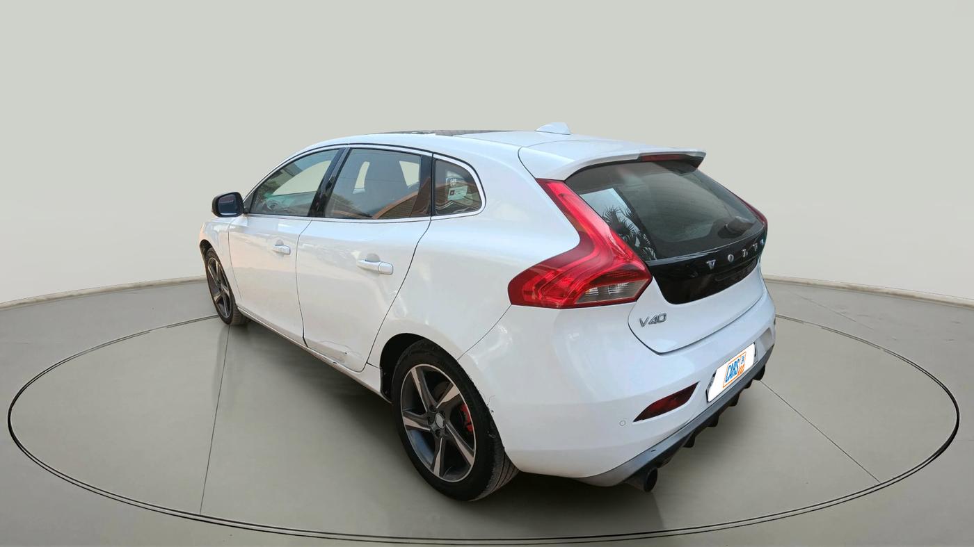2016 Volvo V 40 D3 R design, Diesel, Automatic, 1,33,000 km, exterior