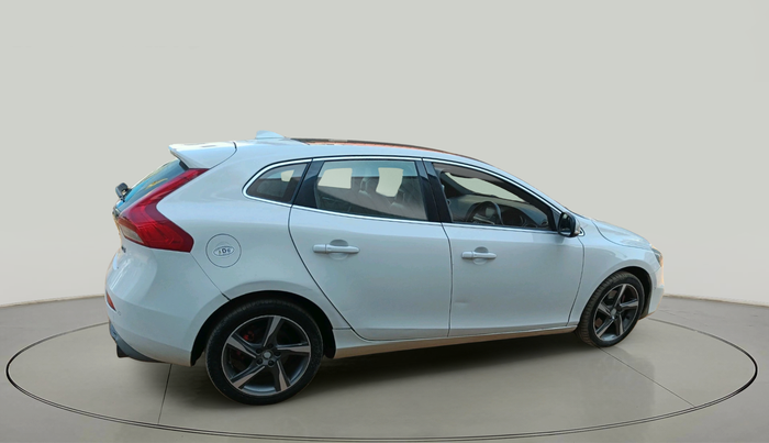 2016 Volvo V 40 D3 R design, Diesel, Automatic, 1,31,982 km, exterior