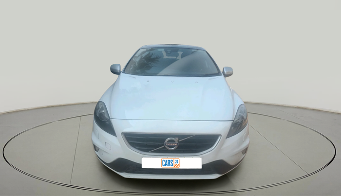 2016 Volvo V 40 D3 R design, Diesel, Automatic, 1,31,982 km, exterior