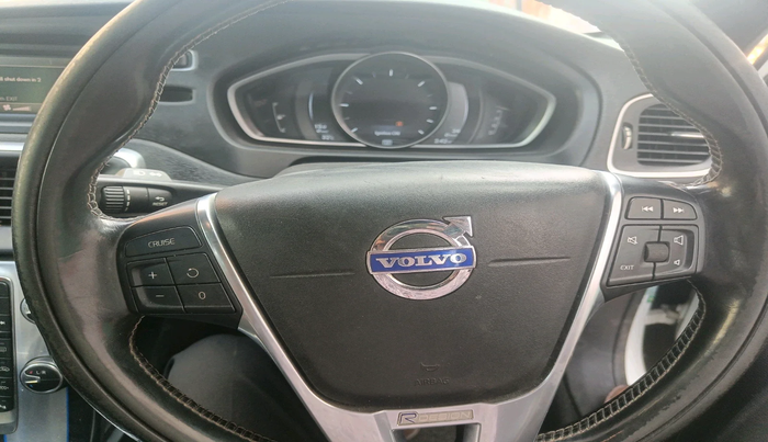 2016 Volvo V 40 D3 R design, Diesel, Automatic, 1,31,982 km, interior