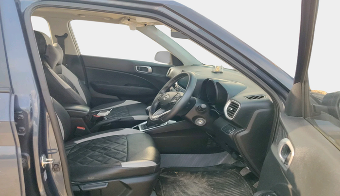 2019 Hyundai VENUE SX 1.0 TURBO, Petrol, Manual, 37,721 km, interior