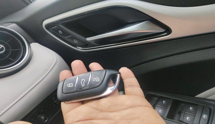 2022 MG ASTOR SHARP EX 1.5 MT, Petrol, Manual, 35,916 km, interior