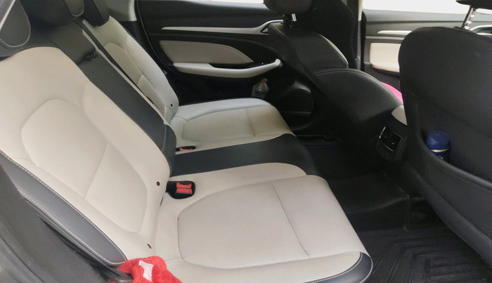 2022 MG ASTOR SHARP EX 1.5 MT, Petrol, Manual, 35,916 km, interior