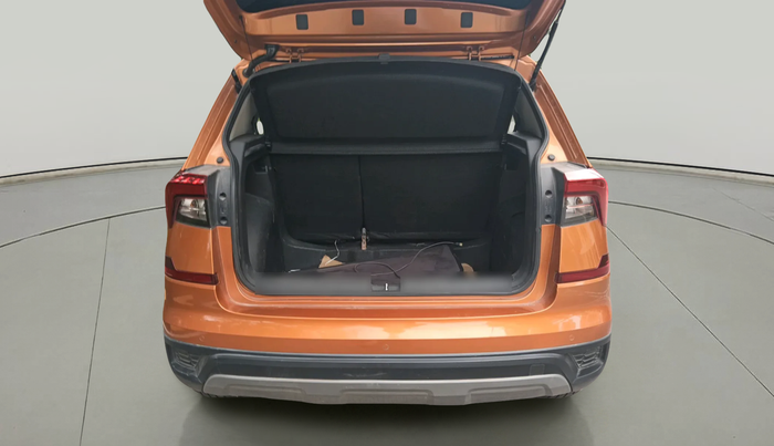 2021 Skoda KUSHAQ AMBITION 1.0L TSI MT, Petrol, Manual, 1,02,451 km, exterior