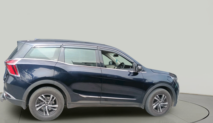 2022 Mahindra XUV700 AX 5 D MT 5 STR, Diesel, Manual, 82,554 km, exterior