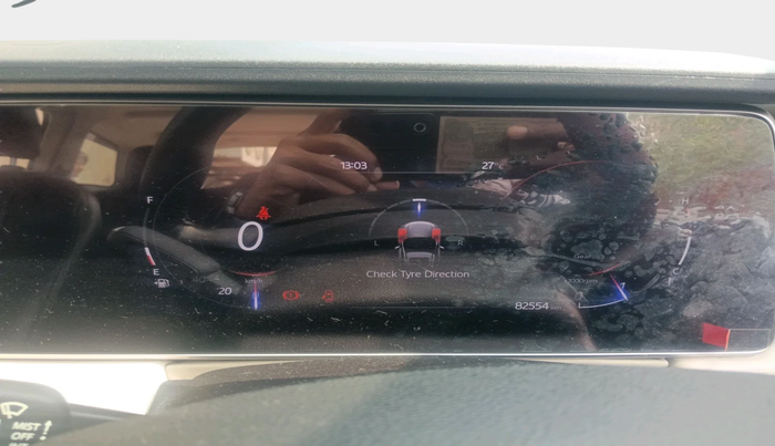 2022 Mahindra XUV700 AX 5 D MT 5 STR, Diesel, Manual, 82,554 km, interior