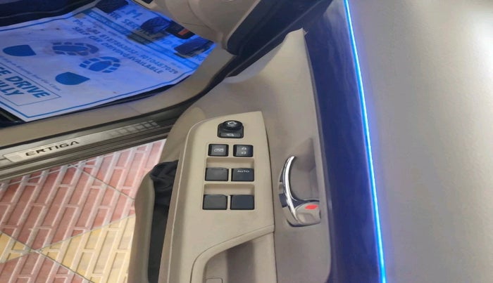 2021 Maruti Ertiga ZXI+ SHVS, Petrol, Manual, 29,712 km, interior