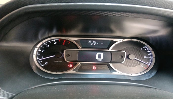 2019 Nissan Kicks XV PREMIUM O DUAL TONE DIESEL, Diesel, Manual, 35,106 km, interior