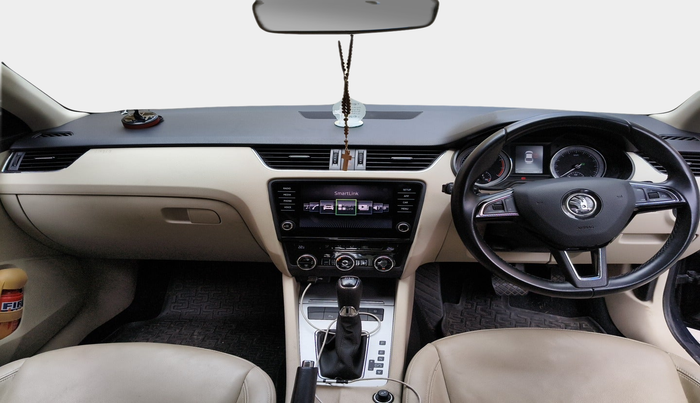 2018 Skoda Octavia STYLE 1.8 TSI AT, Petrol, Automatic, 71,247 km, interior