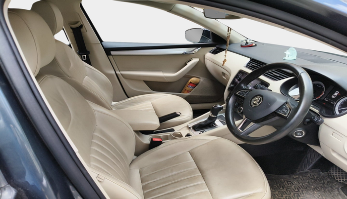 2018 Skoda Octavia STYLE 1.8 TSI AT, Petrol, Automatic, 71,247 km, interior