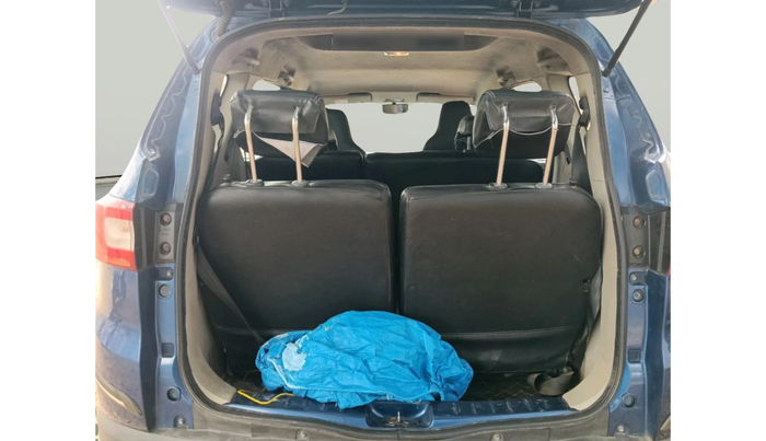 2022 Renault TRIBER RXZ, Petrol, Manual, 1,03,593 km, exterior