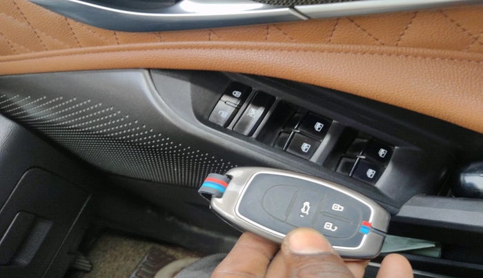 2020 MG GLOSTER SAVVY 6 STR 2.0 TWIN TURBO 4WD, Diesel, Automatic, 1,21,220 km, interior