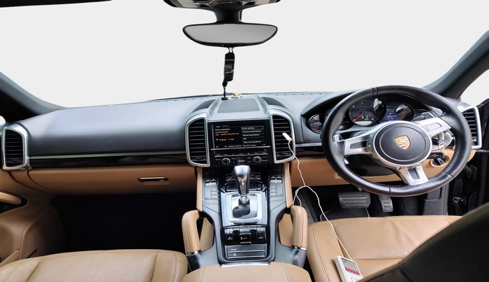2015 Porsche Cayenne DIESEL, Diesel, Automatic, 1,56,913 km, interior