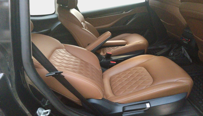 2020 MG GLOSTER SAVVY 6 STR 2.0 TWIN TURBO 4WD, Diesel, Automatic, 38,204 km, interior