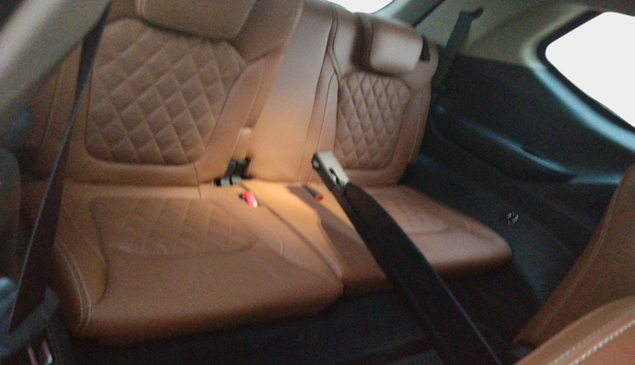 2020 MG GLOSTER SAVVY 6 STR 2.0 TWIN TURBO 4WD, Diesel, Automatic, 38,204 km, interior