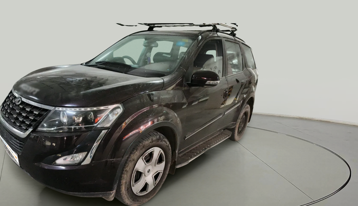 2019 Mahindra XUV500 W7, Diesel, Manual, 1,55,352 km, exterior