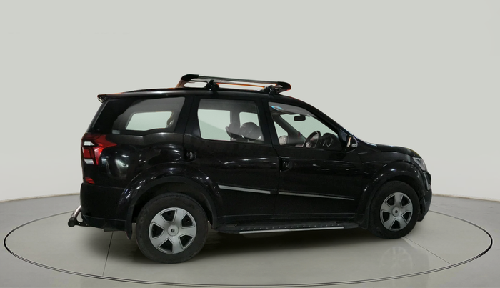 2019 Mahindra XUV500 W7, Diesel, Manual, 1,55,352 km, exterior