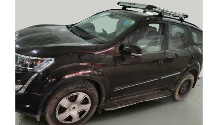 2019 Mahindra XUV500 W7, Diesel, Manual, 1,55,352 km, exterior