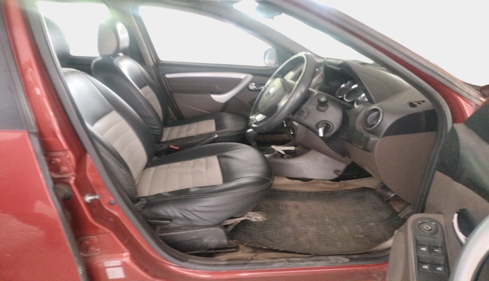 2017 Renault Duster 110 PS RXZ 4X2 AMT DIESEL, Diesel, Automatic, 2,42,506 km, interior