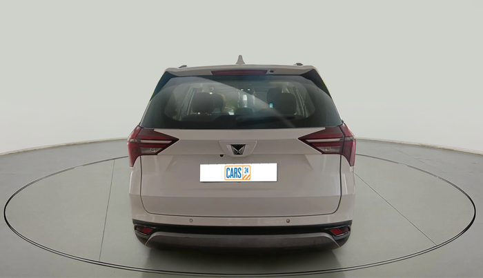 2022 Mahindra XUV700 AX 5 D MT 7 STR, Diesel, Manual, 59,058 km, exterior