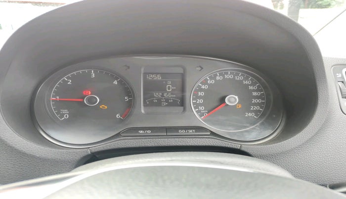 2018 Volkswagen Polo HIGHLINE PLUS 1.5 16 ALLOY, Diesel, Manual, 1,22,166 km, interior