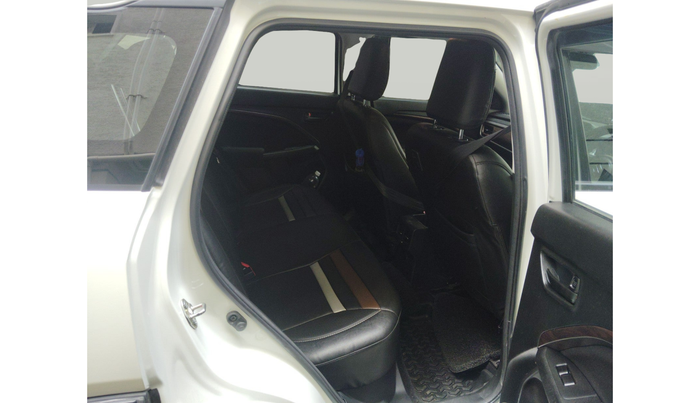2022 Maruti BREZZA VXI SMART HYBRID, Petrol, Manual, 29,417 km, interior