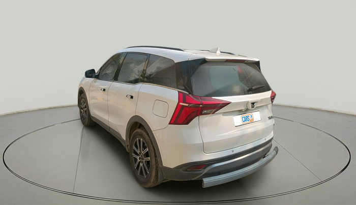 2022 Mahindra XUV700 AX 7 LUXURY D AT 7 STR, Diesel, Automatic, 1,02,708 km, exterior