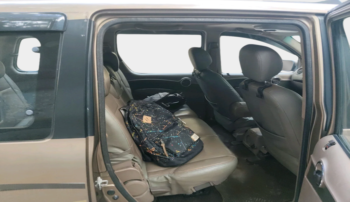 2011 Mahindra Xylo E6, Diesel, Manual, 1,55,413 km, interior