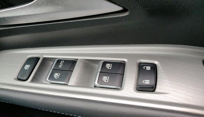 2024 MG HECTOR Select Pro 1.5 Turbo MT, Petrol, Manual, 12,943 km, interior
