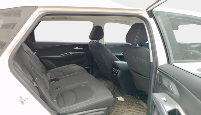 2024 MG HECTOR Select Pro 1.5 Turbo MT, Petrol, Manual, 12,943 km, interior