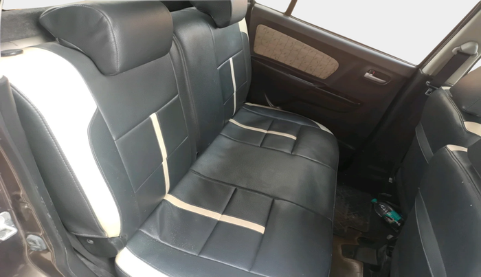 2017 Maruti Wagon R 1.0 VXI, CNG, Manual, 1,61,332 km, interior