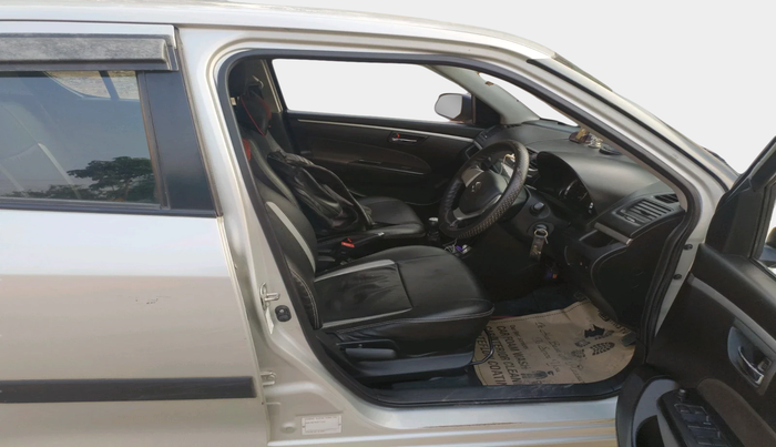 2017 Maruti Swift VXI, Petrol, Manual, 61,070 km, interior
