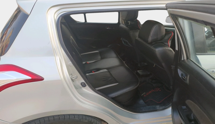 2017 Maruti Swift VXI, Petrol, Manual, 61,070 km, interior